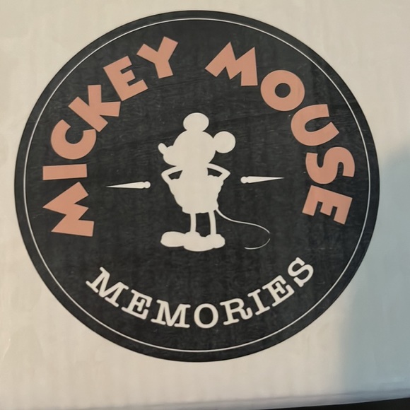 Mickey Mouse Memories Limited Edition Mug. - Picture 2 of 4